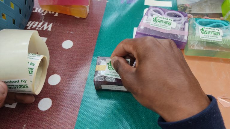 5 IMG Pasting Stickers Size 768x432